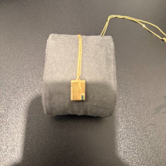 Miansai Gold Rectangular Link Chain Necklace - Picture 4 of 6